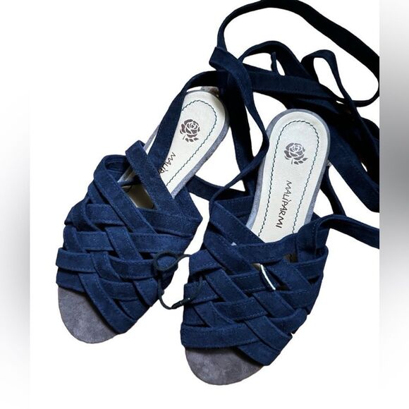 NWT Maliparmi Women's Navy Suede ankle wrap flat Sandals size 37/ 6.5 US - Picture 5 of 8